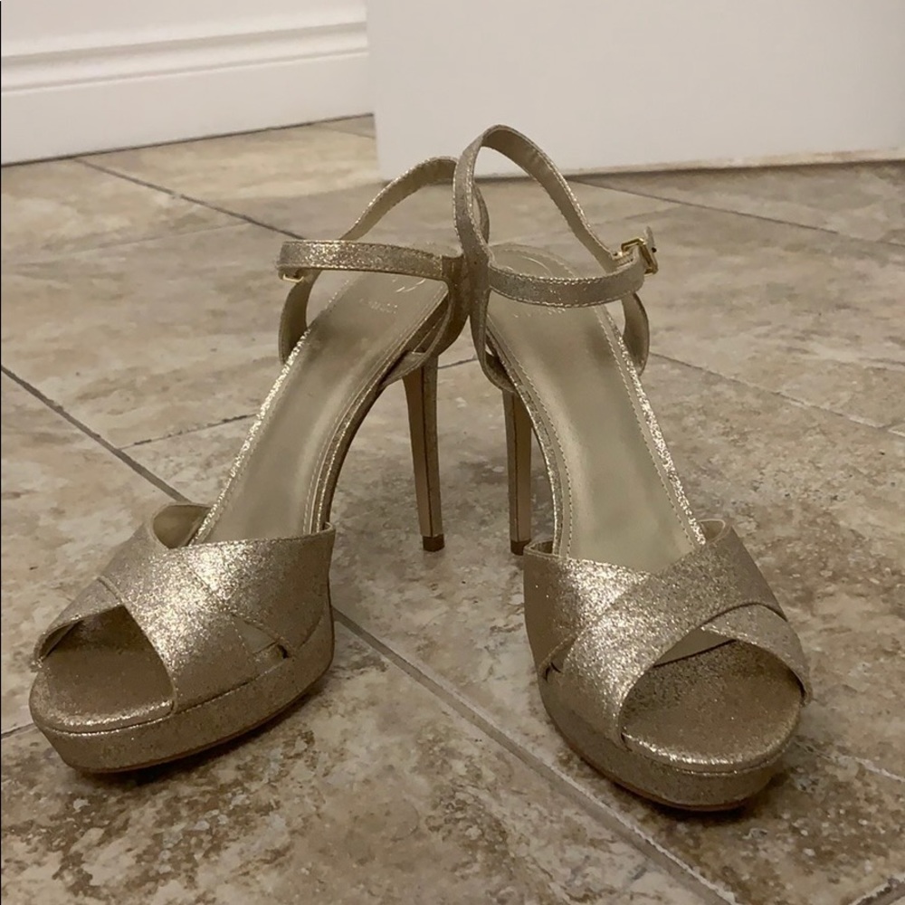 Gold Sparkly Pumps
